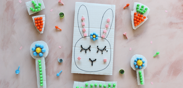 Un coniglietto di Pasqua realizzato con i chiodini